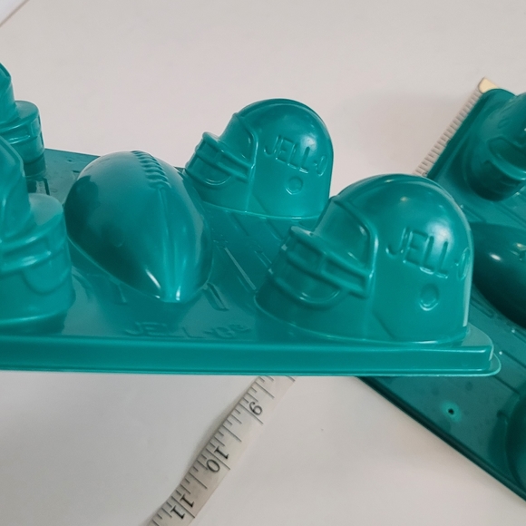 NWOT2pk f-balljello molds - Picture 5 of 5